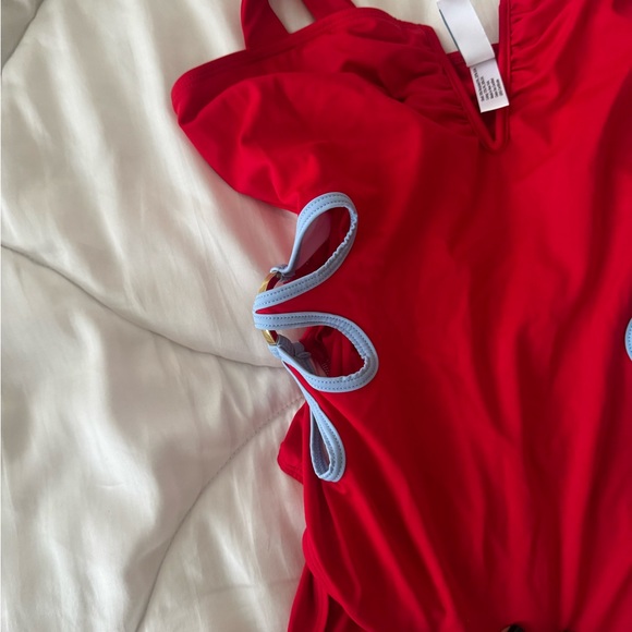 Follow Suit - One Piece Flora - Picture 5 of 6